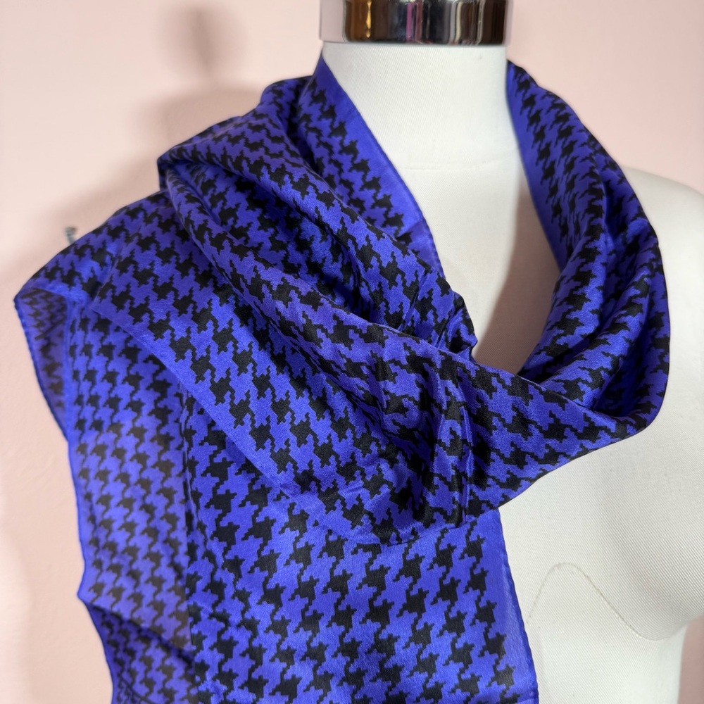 ECHO Vintage 1980 90 royal purple black houndstooth Silk Scarf